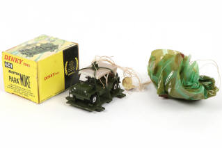 Lot 239 - DINKY TOYS (GB) (1)