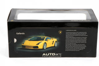 Lot 12 - AUTOART (ALLEMAGNE) (1)