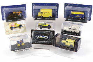 Lot 100 - DIVERS (12)