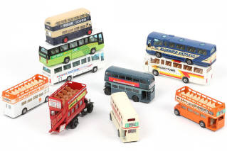 Lot 151 - CORGI TOYS (GB) (10)