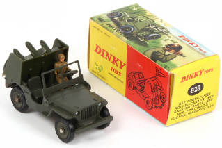 Lot 273 - DINKY TOYS (FRANCE) (3)