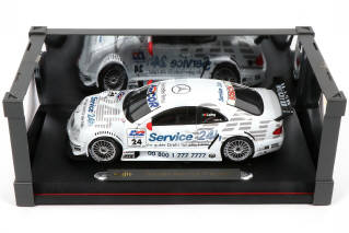 Lot 37 - MAISTO (CHINE) (2)