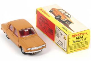 Lot 238 - DINKY TOYS (FRANCE) (1)