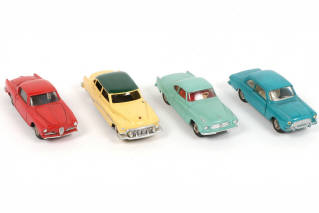 Lot 276 - DINKY TOYS (FRANCE) (4)