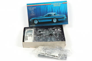 Lot 327 - FUJIMI (JAPON) (4)