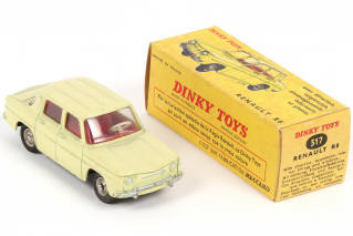 Lot 249 - DINKY TOYS (FRANCE) (1)