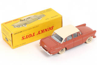 Lot 256 - DINKY TOYS (FRANCE) (1)