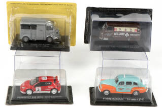 Lot 40 - DIVERS (12)
