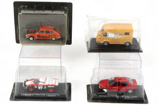 Lot 40 - DIVERS (12)