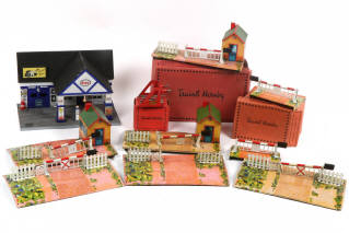 Lot 4 - HORNBY 'O' (FRANCE) (10)