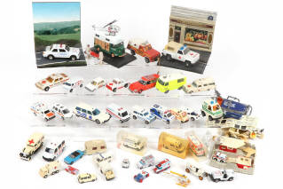 Lot 77 - DIVERS (61)