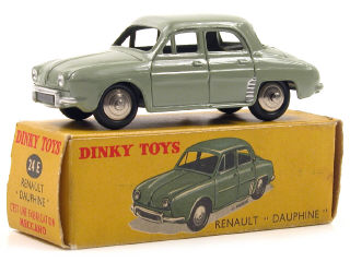 Lot 631 - DINKY TOYS (FRANCE) (1)