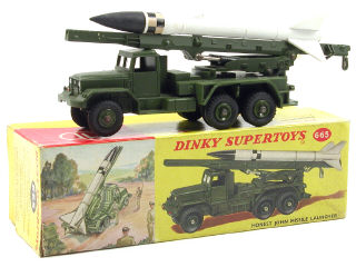 Lot 571 - DINKY TOYS GB (1)