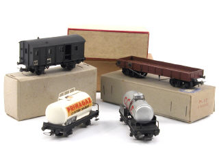 Lot 117 - V.B. 'HO' & S.M.C.F. 'HO' (4)