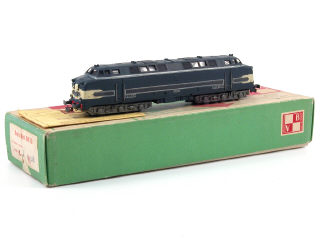 Lot 92 - V.B. 'HO' (FRANCE) (1)