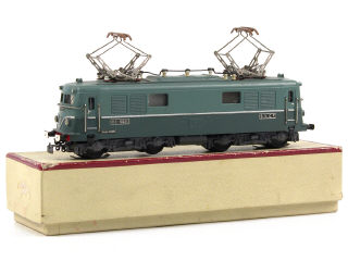 Lot 87 - V.B. 'HO' (FRANCE) (1)