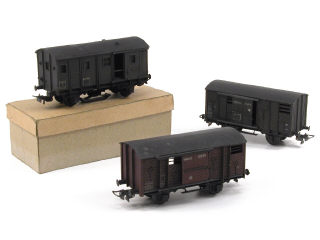 Lot 111 - S.M.C.F. 'HO' & V.B. 'HO' (3)