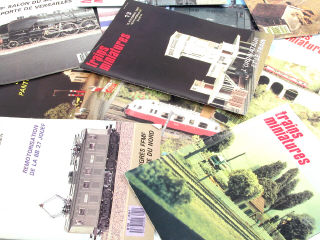 Lot 155 - EDITIONS PUBEDIS & R.M.A. (2)