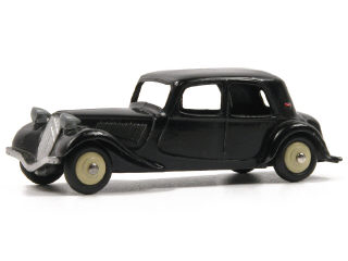Lot 613 - DINKY TOYS (FRANCE) (1)