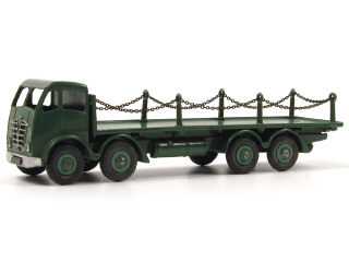 Lot 529 - DINKY TOYS (GB) (1)