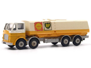 Lot 537 - DINKY TOYS GB (1)