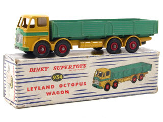 Lot 534 - DINKY TOYS GB (1)