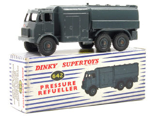 Lot 570 - DINKY TOYS GB (1)