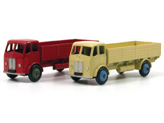 Lot 575 - DINKY TOYS GB (2)