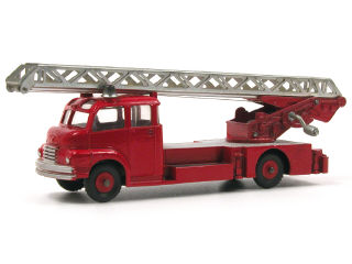 Lot 550 - DINKY TOYS GB (1)