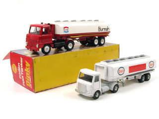 Lot 583 - DINKY TOYS GB (2)