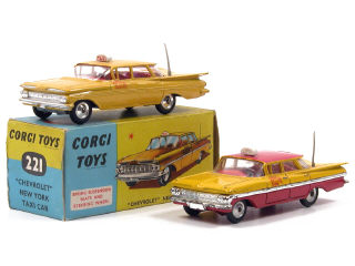Lot 456 - CORGI TOYS (GB) (2)