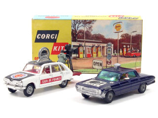 Lot 459 - CORGI TOYS (GB) (3)