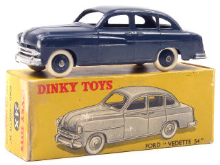 Lot 645 - DINKY TOYS FRANCE (1)