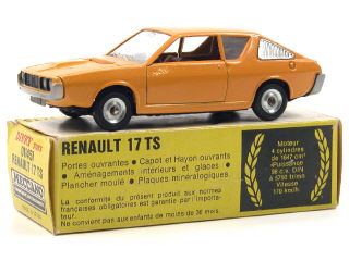 Lot 699 - DINKY TOYS FRANCE (1)