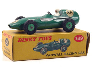 Lot 493 - DINKY TOYS GB (1)