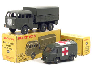 Lot 729 - DINKY TOYS FRANCE (2)