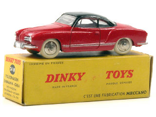 Lot 638 - DINKY TOYS (FRANCE) (1)