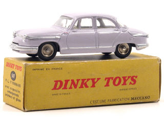 Lot 662 - DINKY TOYS FRANCE (1)