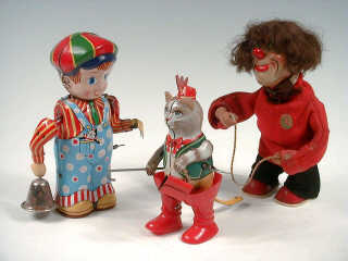 Lot 651 - DIVERS DIVERS (3)