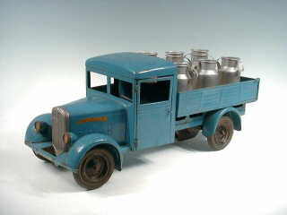 Lot 590 - C.I.J (1)
