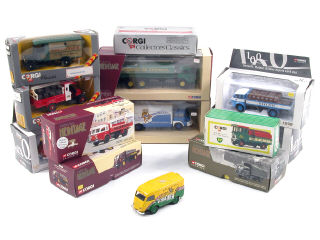 Lot 316 - CORGI TOYS (GB) (13)