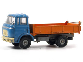 Lot 365 - DINKY TOYS (FRANCE) (1)