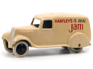 Lot 1018 - DINKY TOYS GB (1)