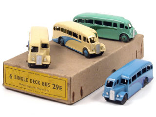 Lot 1069 - DINKY TOYS GB (5)