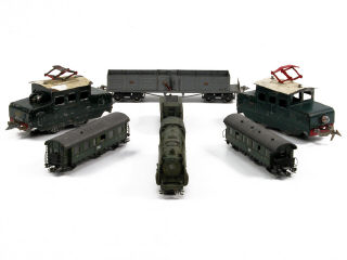Lot 548 - L.R. & MÄRKLIN 'HO' (4)