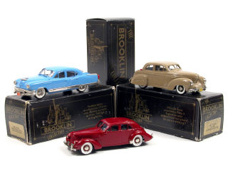 Lot 696 - BROOKLIN MODELS (GB) (3)