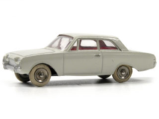 Lot 206 - DINKY TOYS FRANCE (1)