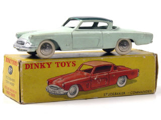 Lot 185 - DINKY TOYS (FRANCE) (1)