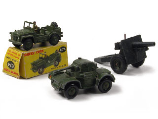 Lot 327 - DINKY TOYS GB & BRITAINS (3)