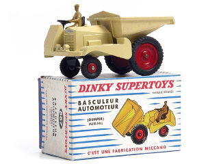 Lot 349 - DINKY TOYS (FRANCE) (1)